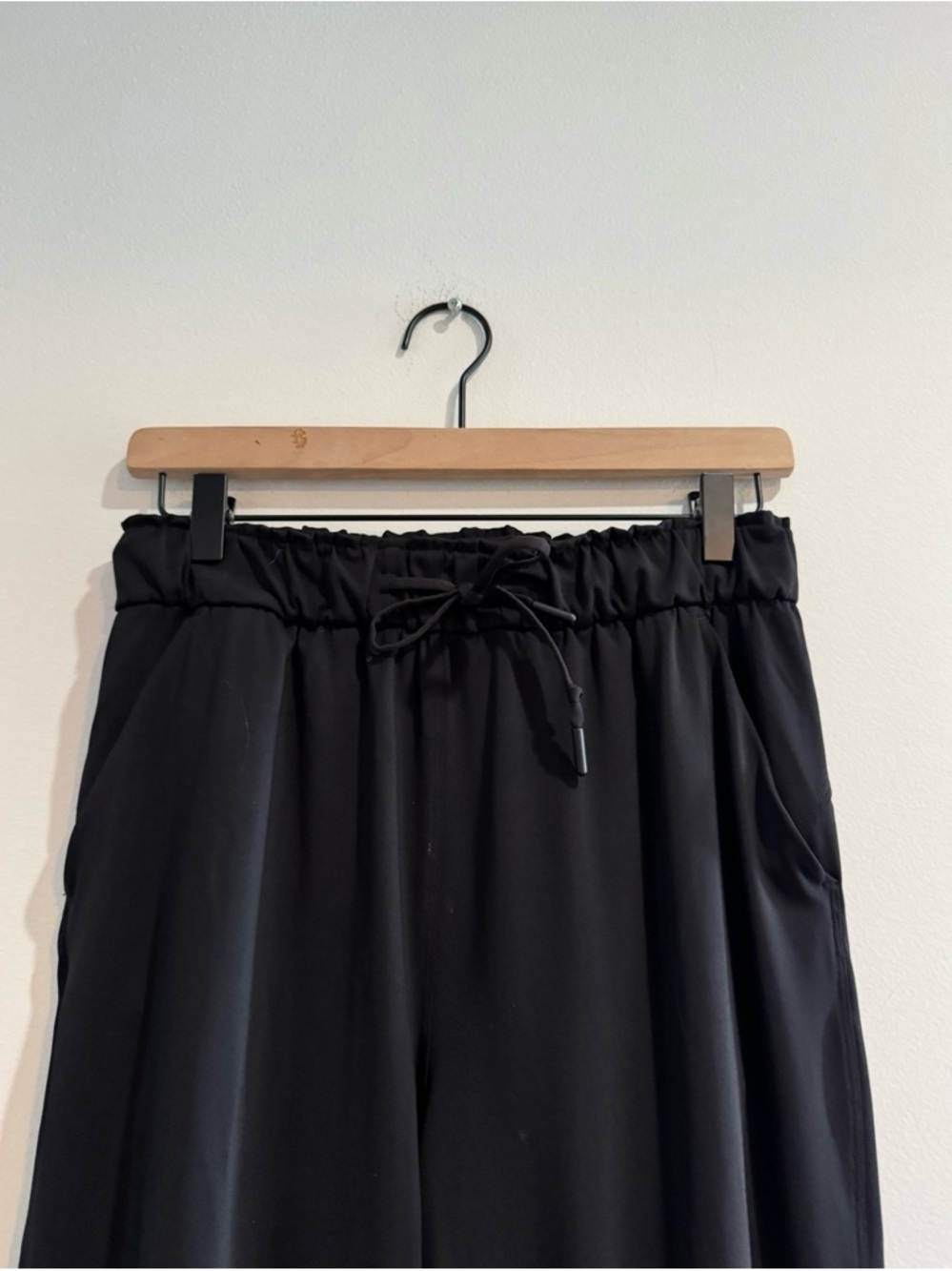 Lululemon Keep Moving Jogger Black Size 6 High Rise Athleisure Pants - Picture 5 of 7